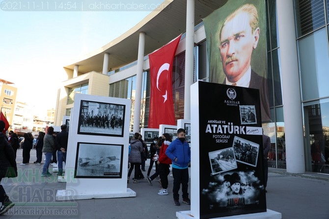 Akhisar Belediyesi 10 Kasım özel fotoğraf sergisi 1