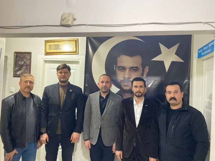 MHP Manisa İl Başkan Yardımcısından Akhisar ziyareti 1