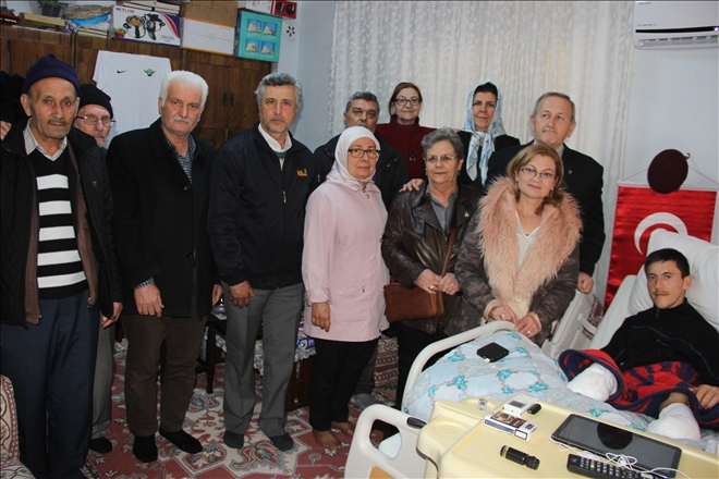 MHP Akhisar İlçe Teşkilatı Afrin Gazisi Işık'ı ziyaret etti