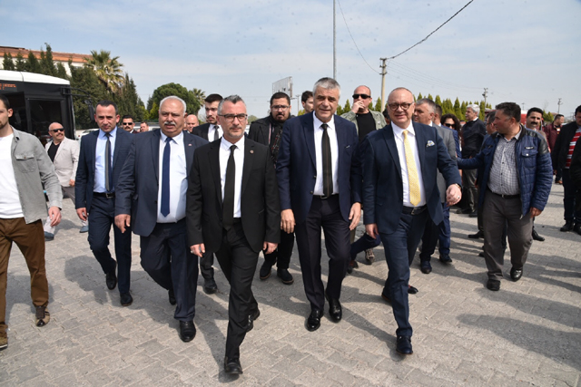 Başkan Ergün'e Akhisar'da coşkulu karşılama