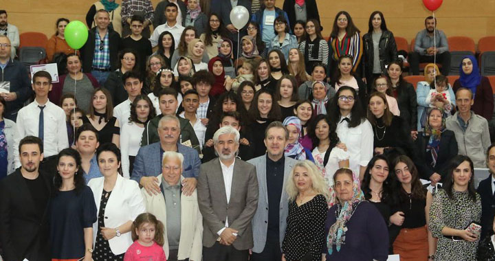 Akhisar Belediyesi Şeyh İsa Yazarlık Okulu ikinci dönemi sona erdi