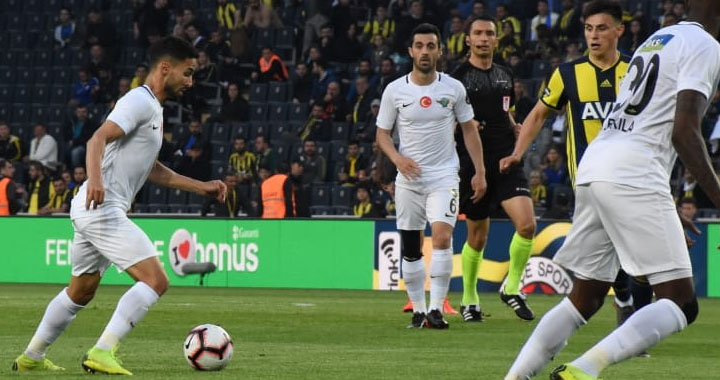 Akhisarspor, deplasmanda Fenerbahçe'ye yenilerek ligden düştü
