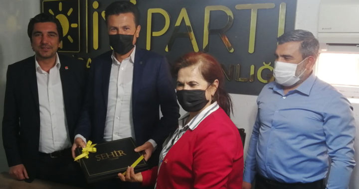 CHP, İYİ Parti Akhisar ilçe başkanlığını ziyaret etti