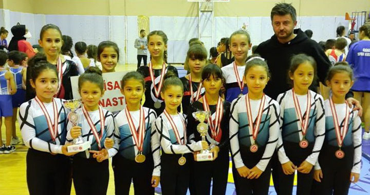 Akhisar Gençlik Spor Kulübü cimnastikte başarılarına devam ediyor