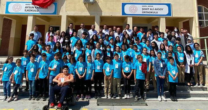 Şehit Ali Aksoy Ortaokulu’nda TÜBİTAK 4006 Bilim Fuarı heyecanı