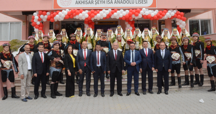 Atatürk'ü Anma ve Gençlik Spor Bayramı 103.yılını kutladık