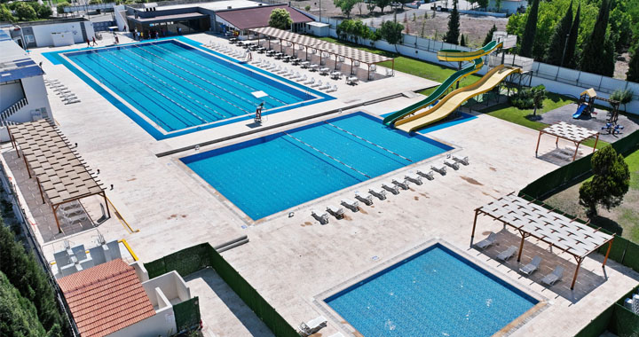 Akhisar Belediyesi Olimpik Yüzme Havuzu ve Spor Kompleksi kapılarını açıyor