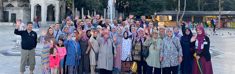 Tatilse Arzum Akhisarlı misafirleriyle bu hafta sonu İstanbul’u fethetti