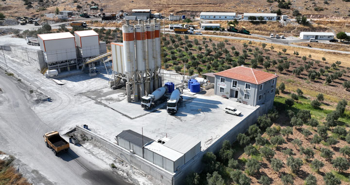 Akhisar Belediyesi beton santrali ile hem ek gelir hem de hızlı hizmet sunuyor