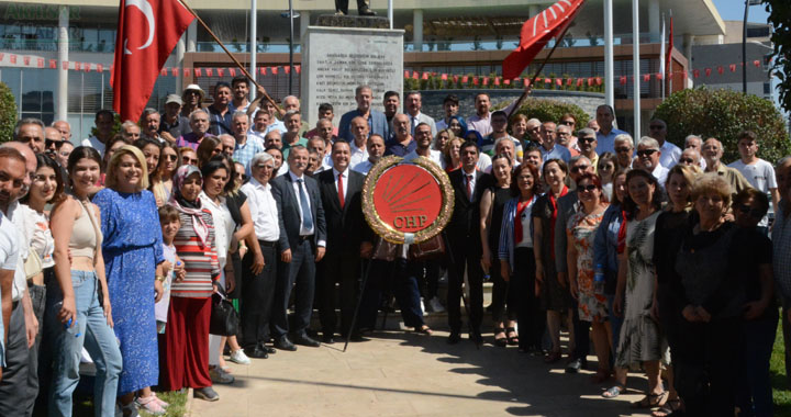 CHP, 99. Kuruluş yıl dönümünü kutladı