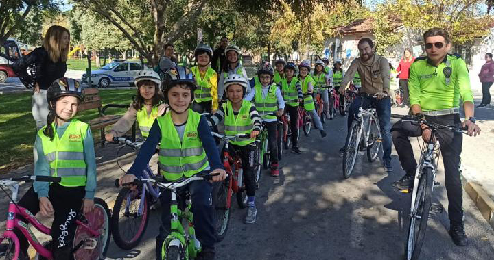Çocuk Trafik Eğitim Parkı’nda eğitimler devam ediyor