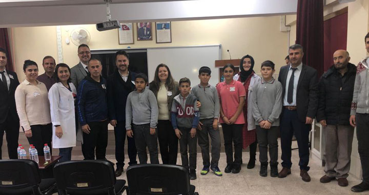 Yavuz Selim Ortaokulunda Dünya Çocuk Hakları Günü kutlandı