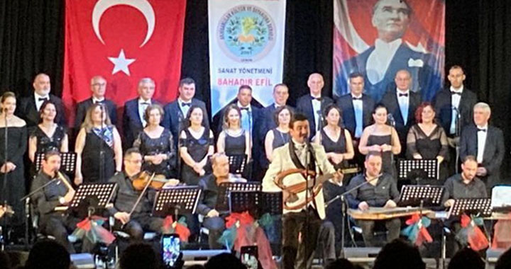 Müzikseverler Türk sanat müziğiyle coştu