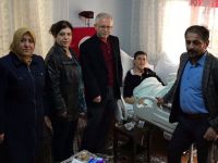 AK Parti İlçe Teşkilatı, Akhisarlı Afrin Kahramanını ziyaret etti