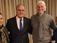 Akhisargücü, Türkiye Voleybol Federasyonu başkanı Üstündağ ile bir araya geldi