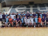 Akhisargücü erkek Voleybol takımı, Ege Üniversitesi’ni 3-2 ile geçti