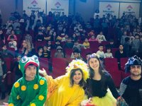 Bahçeşehir Koleji öğrencileri tiyatro etkinlikleri ile dönemin yorgunluğunu attı!