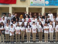 Şehit Ali Aksoy Ortaokulunda TUBİTAK 4006 Bilim Fuarı heyecanı