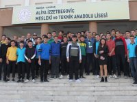 Akhisarspor, öğrencilerle buluştu