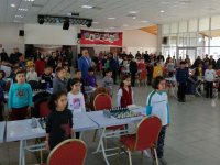 Küçükler Akhisar Satranç birinciliği satranç turnuvası