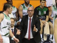 Akhisar Belediye Basket’te Cengiz Karadağ ile yollarını ayırdı