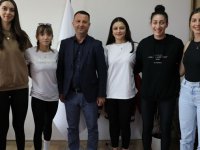 Akhisar Belediye Kadın Voleybol Takımı transfere hızlı başladı