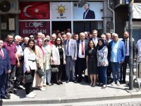 Başkan Ergün’den AK Parti Akhisar İlçe Teşkilatı’na ziyaret