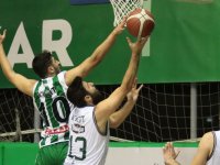 Akhisar Belediye Basketbol evinde Vefa’yı farklı yendi
