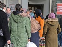Akhisar Belediyesi deprem yardımlarını toplamaya devam ediyor