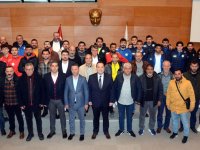 Akhisar Belediyesi, 11 amatör kulübe nakdi destek verdi
