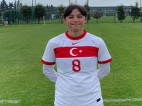 Soma Zaferspor’lu Elif Çetin, U-17 Kız Milli Takımına seçildi