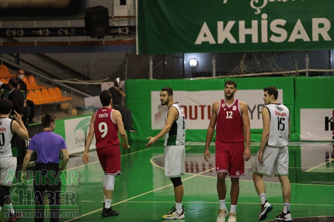 akhisar-belediye-basket-samsunspor-basketbol-(12).jpg
