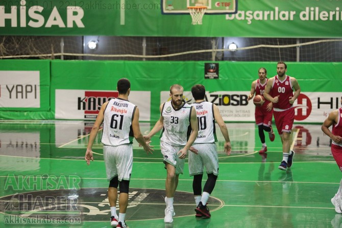 akhisar-belediye-basket-samsunspor-basketbol-(13).jpg