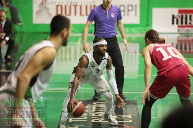 akhisar-belediye-basket-samsunspor-basketbol-(4).jpg