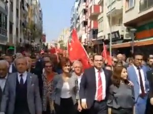Akhisar Belediye Başkanı Besim Dutlulu, mazbatasını alarak göreve başladı