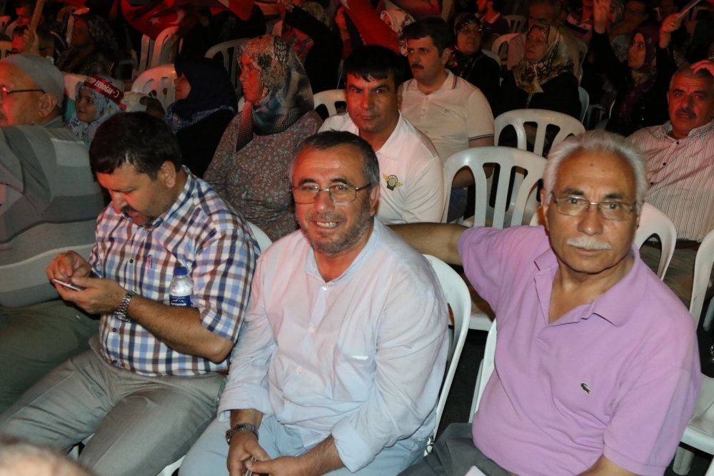 Fotoğraflarla Akhisar'da demokrasi nöbetinin 25. günü 39
