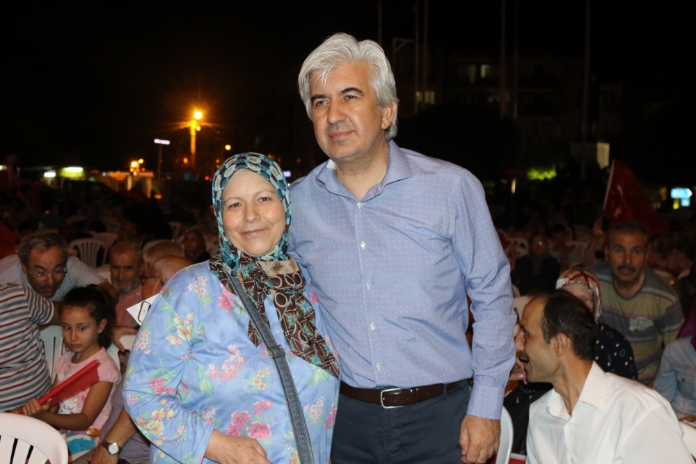 Fotoğraflarla Akhisar'daki demokrasi nöbetinin son günü 72