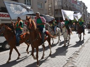 558. Çağlak Festivali Açılış Töreni Atlı birliklerin geçişleri