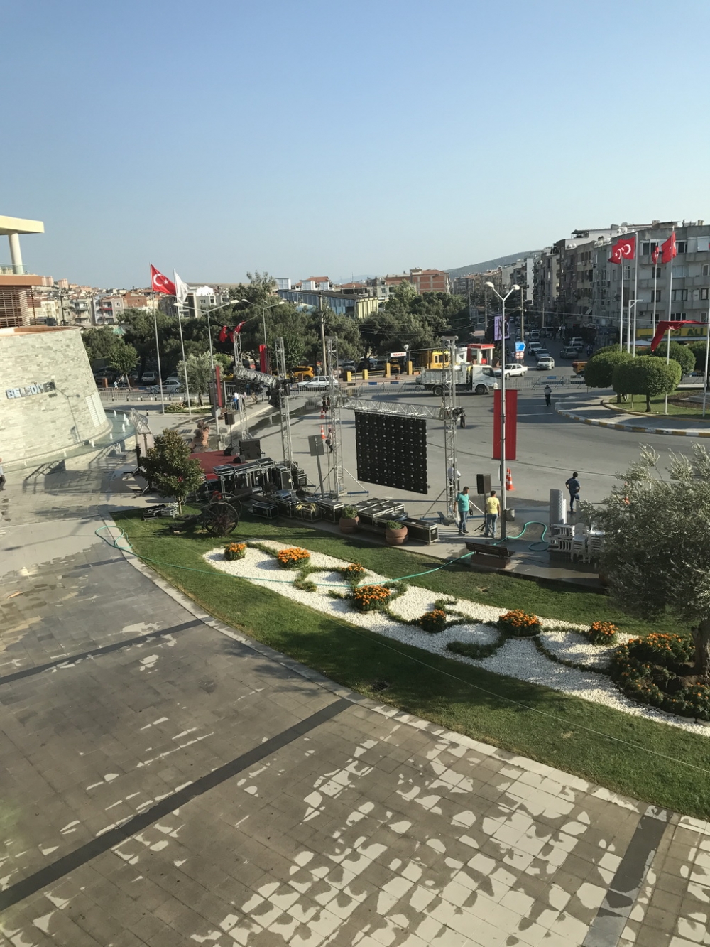 Akhisar Milli Egemenlik Meydanında 15 Temmuz hazırlıkları 11