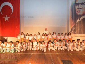 Akhisar Misak-ı Milli İlkokulu 1.sınıf A grubu öğretmen Dilek Kuleli önd