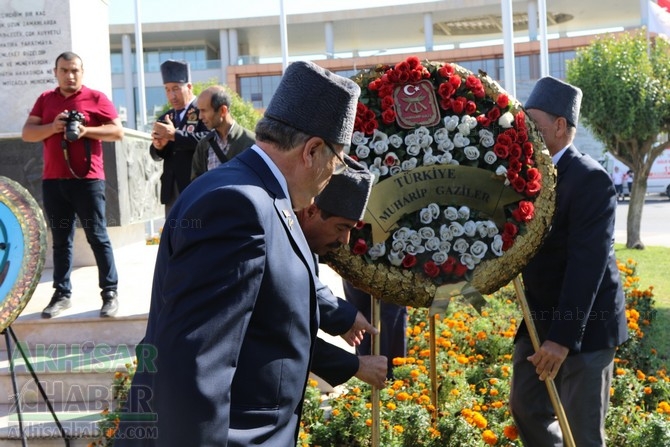 Akhisar'da 19 Eylül Gaziler günü törenle kutlandı 1