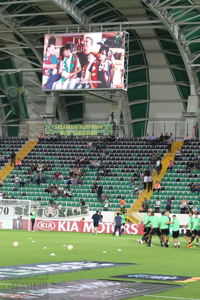 Akhisarspor, Krasnodar maçı öncesi Spor Toto Akhisar Belediye Stadyumund 35
