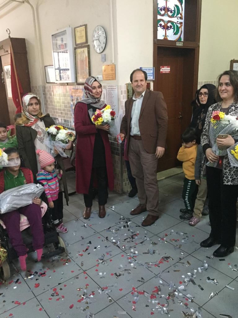 Akhisar A. Vehbi Bakırlıoğlu (Gazi) İlkokulu Engelliler Gününde farkında 3
