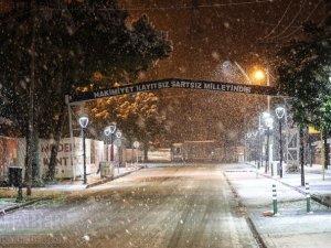 Akhisar'dan 16 Ocak 2021 tarihli kar manzaraları