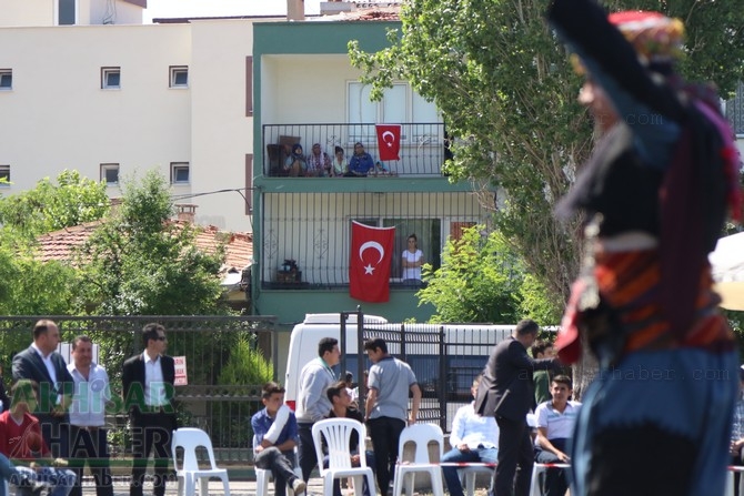 Akhisar'da 19 Mayıs Atatürk'ü Anma, Gençlik ve Spor Bayramı 97 32
