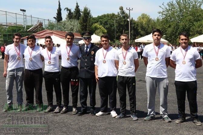 Akhisar'da 19 Mayıs Atatürk'ü Anma, Gençlik ve Spor Bayramı 97 90