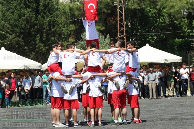 Akhisar'da 19 Mayıs Atatürk'ü Anma, Gençlik ve Spor Bayramı 97 93