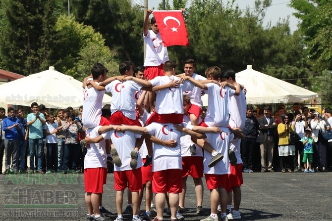 Akhisar'da 19 Mayıs Atatürk'ü Anma, Gençlik ve Spor Bayramı 97 94
