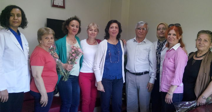 CHP Akhisar Teşkilatı Hemşireler Haftasını Kutladı