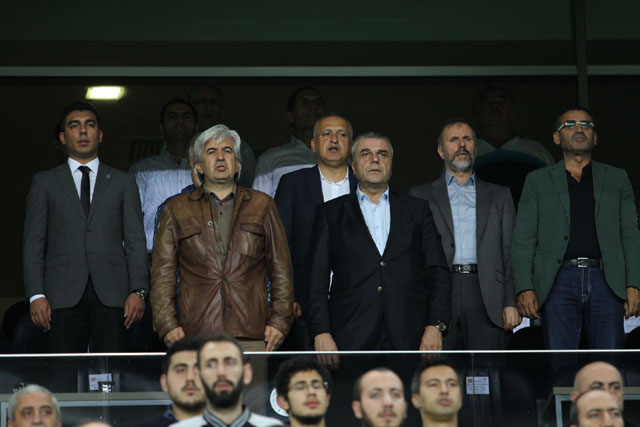 Akhisarspor Transfere Avrupa Kupaları Arası Verecek